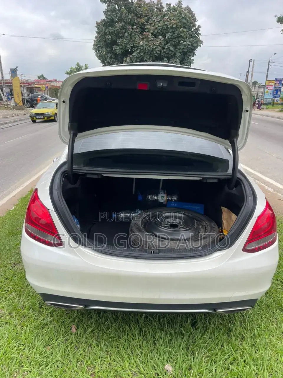 Mercedes-Benz C300 2016 Blanc