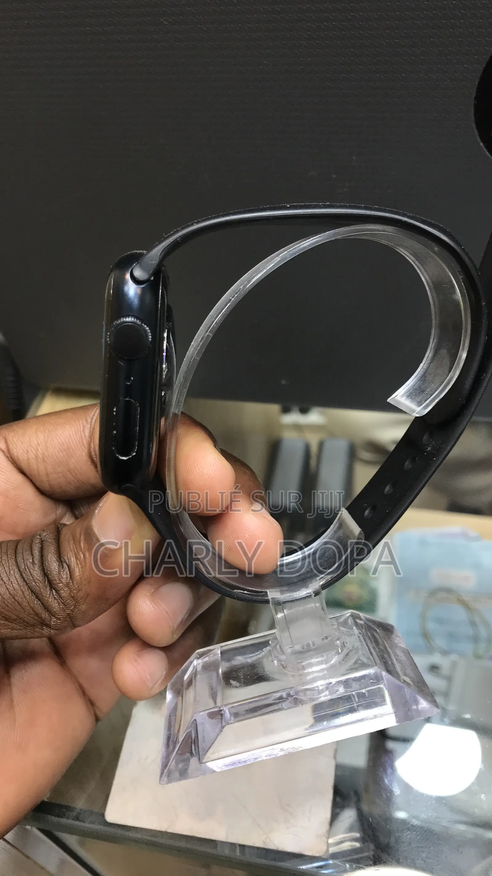 Apple Watch Série 8 45mm Quasi Neuf