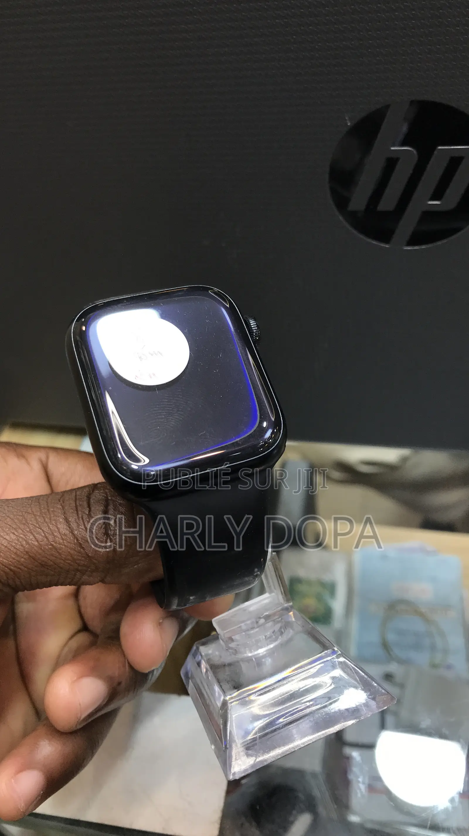 Apple Watch Série 8 45mm Quasi Neuf