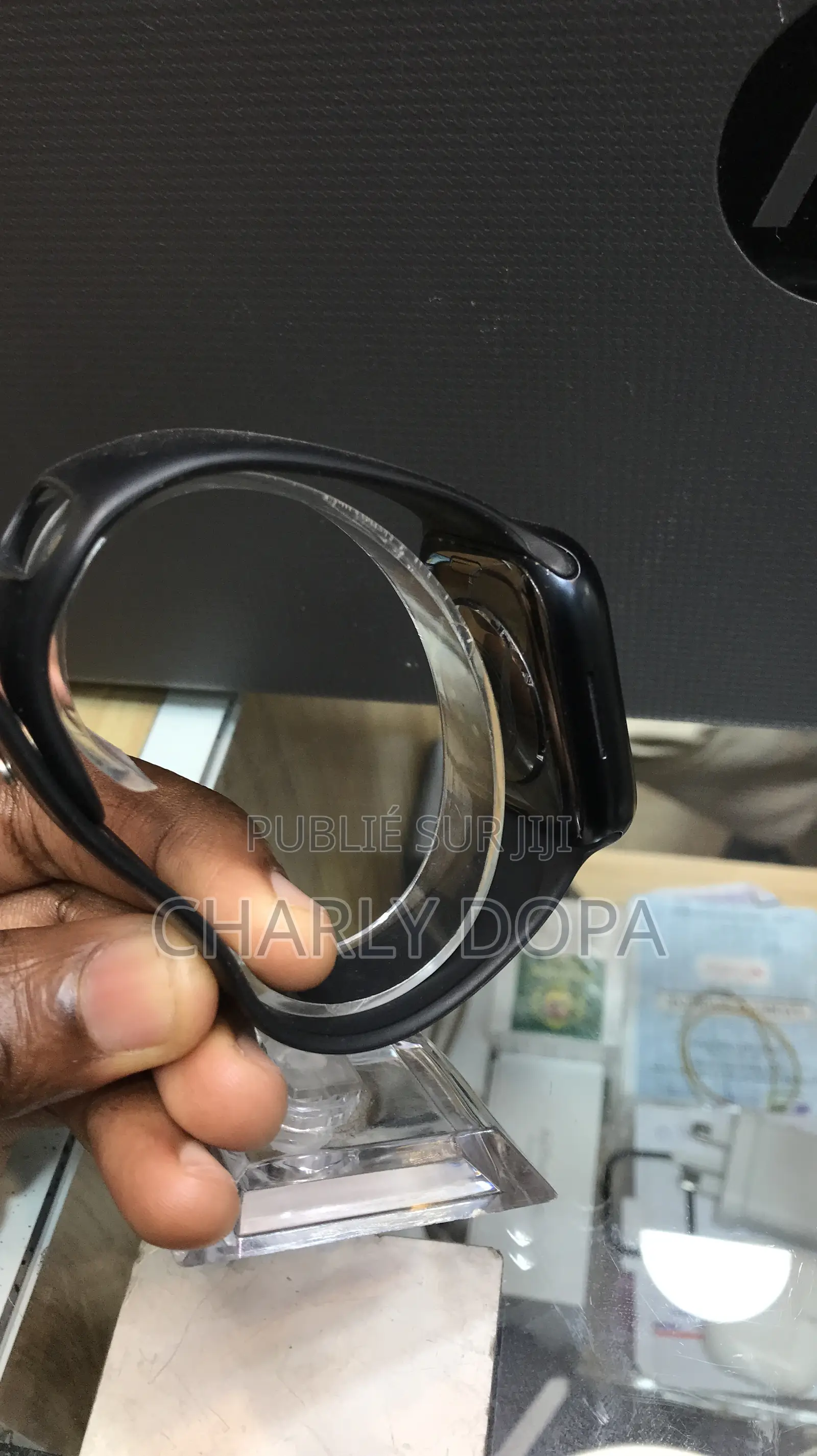 Apple Watch Série 8 45mm Quasi Neuf