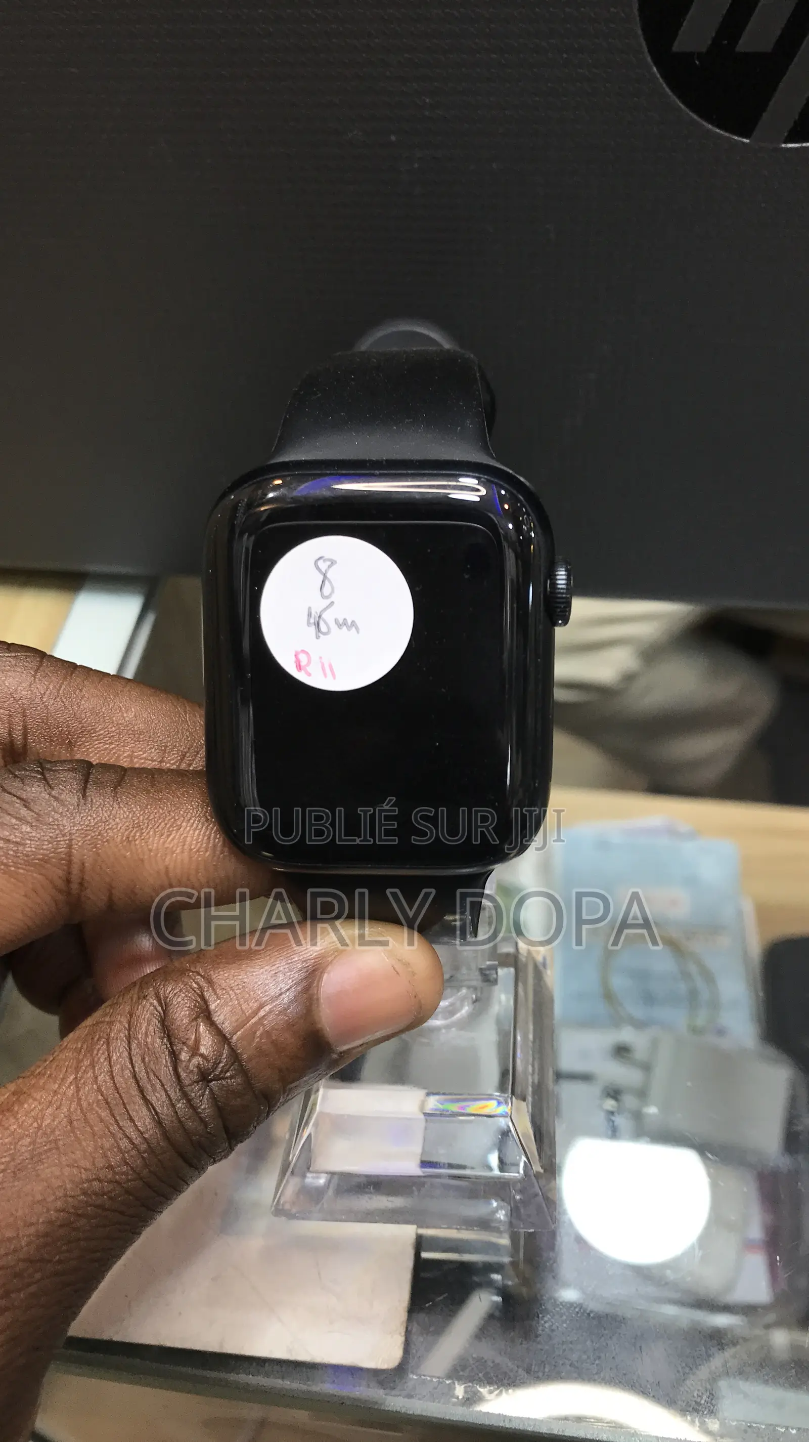Apple Watch Série 8 45mm Quasi Neuf