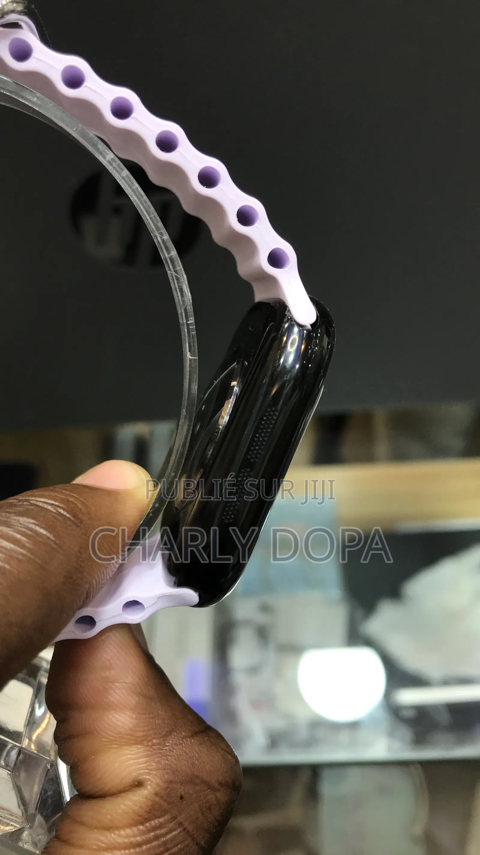 Apple Watch Série 11 46mm Quasi Neuve Noire