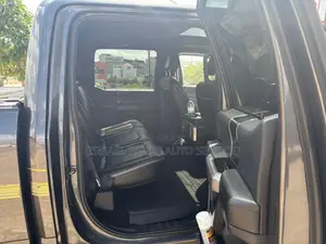 Ford F-150 2021 Noir