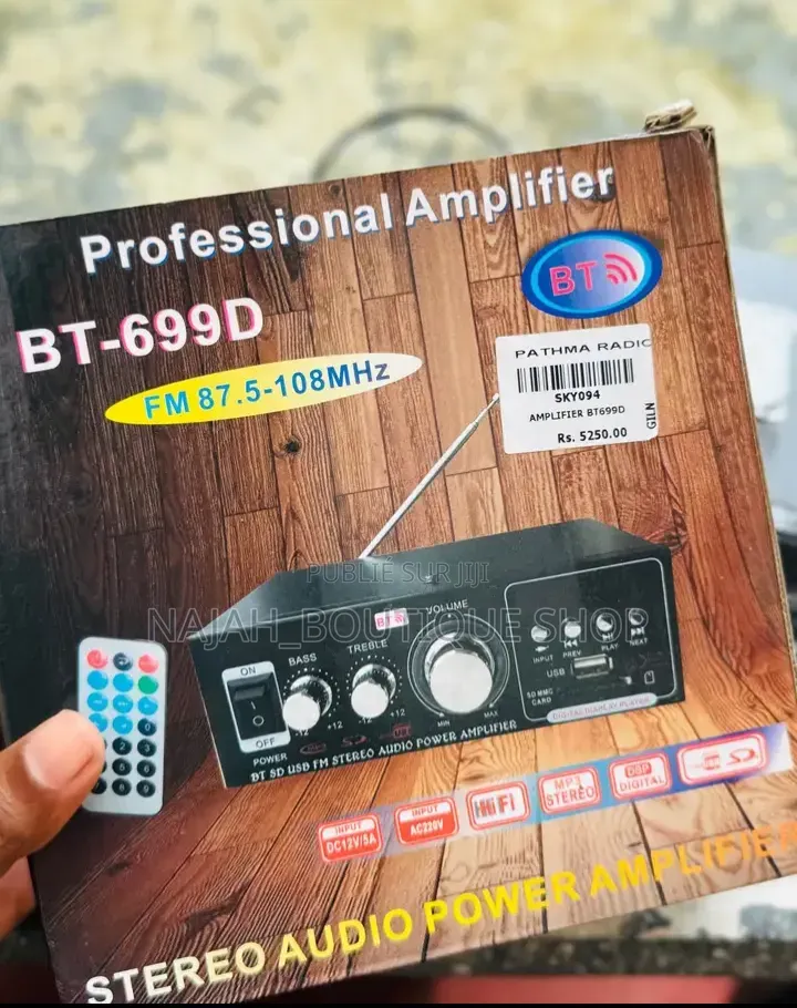 2Le BT-699D Est Un Amplificateur Audio Stéréo Numérique Compacte