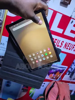 Nouveau Samsung Galaxy Tab A9+ 4 GB Blanc