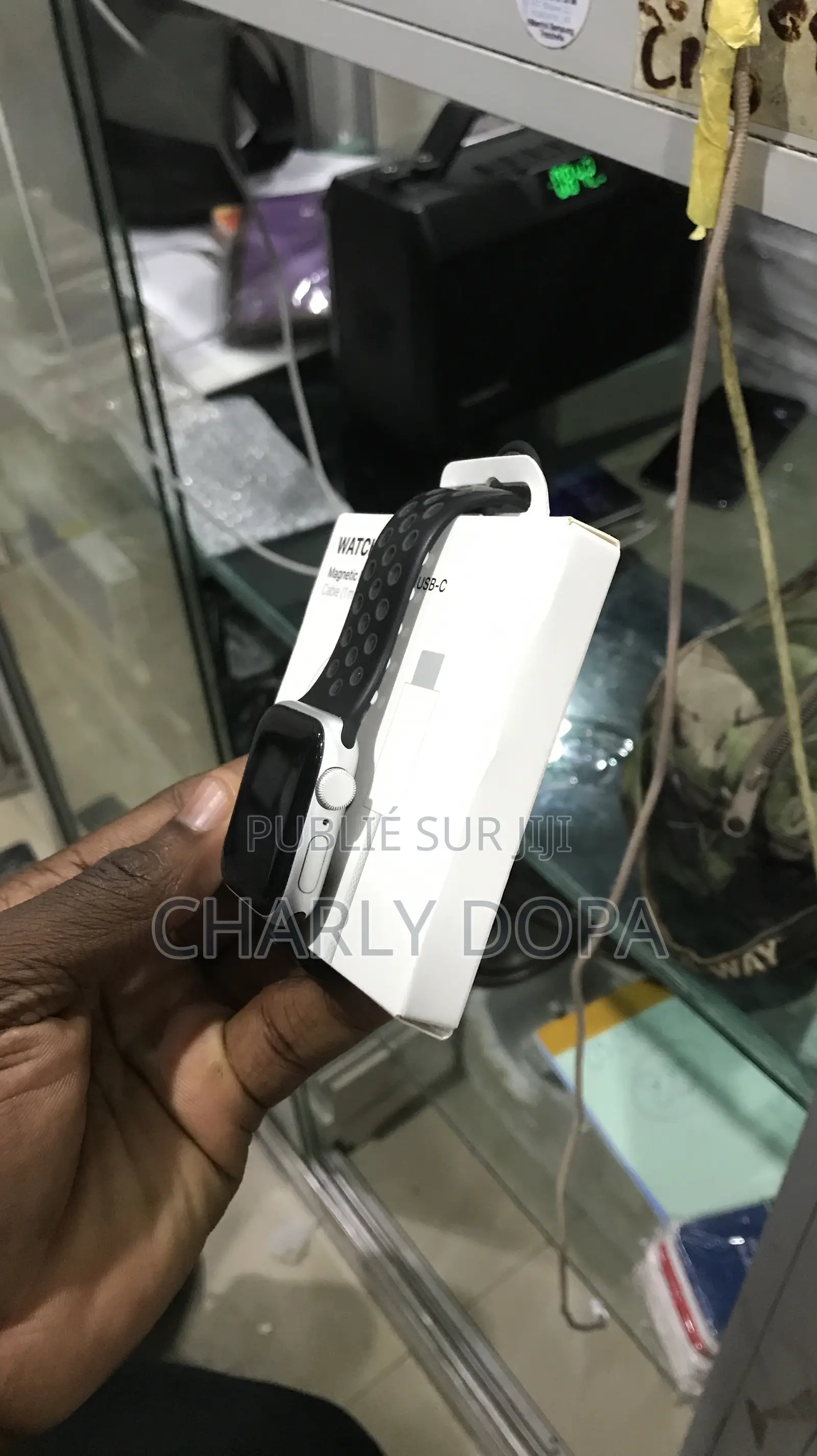 Apple Watch Série Se 1ere Génération Quasi Neuf