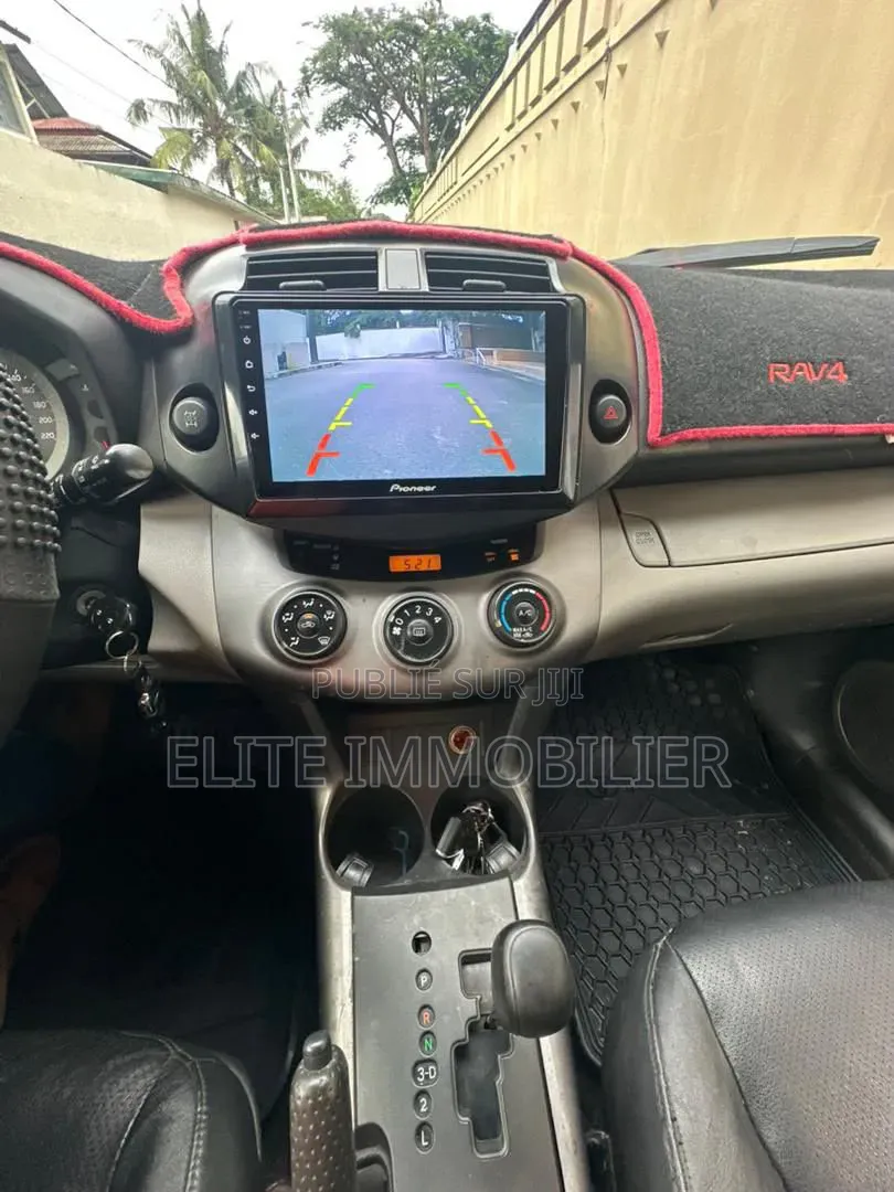 Toyota RAV4 1.8 2007 Gris