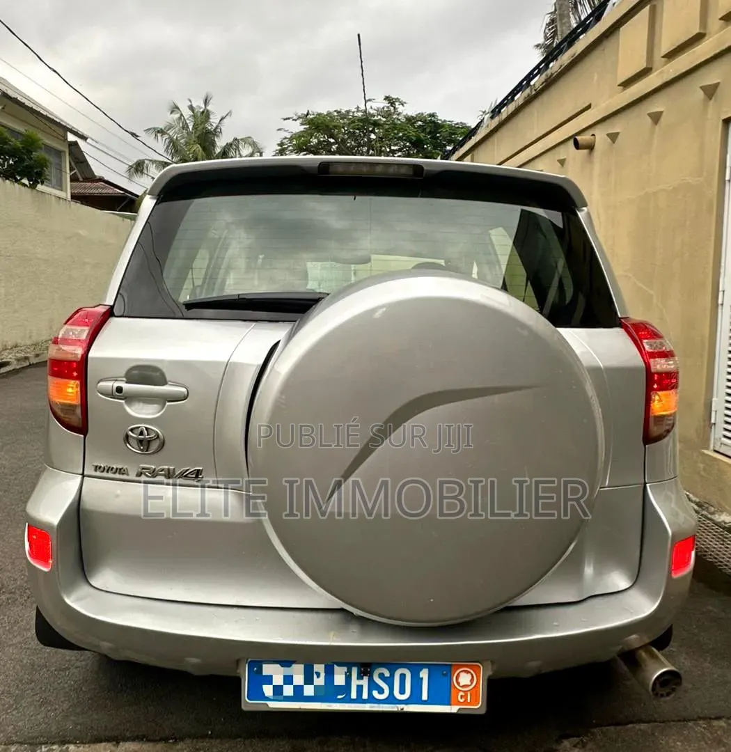 Toyota RAV4 1.8 2007 Gris