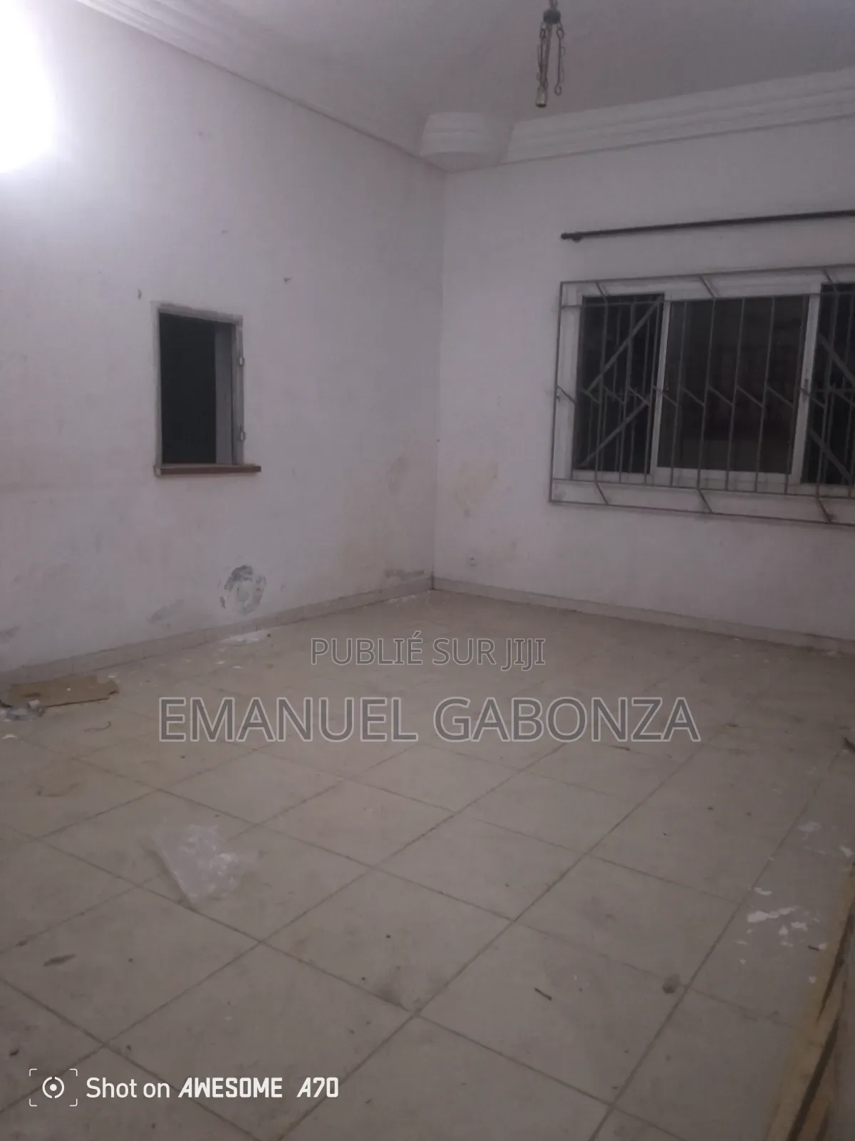12chbre Villa dans Gabonza, Cocody à Vendre