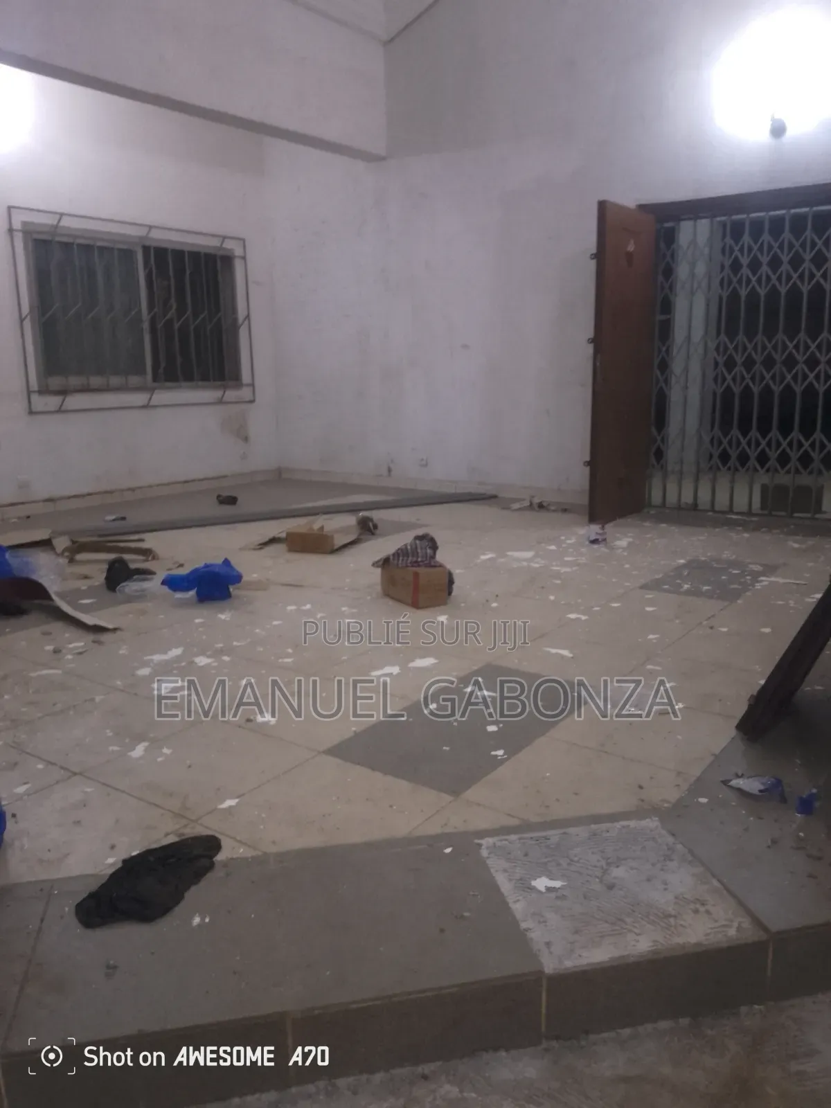 12chbre Villa dans Gabonza, Cocody à Vendre