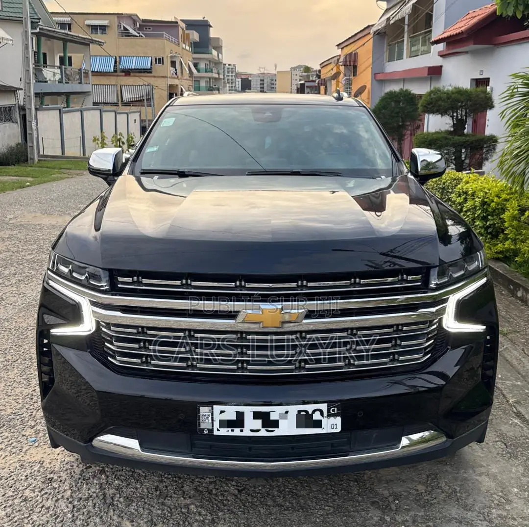 Chevrolet Suburban High Country 4WD 2024 Noir