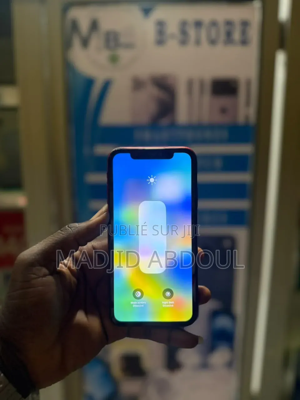Apple iPhone 11 64 GB Rouge