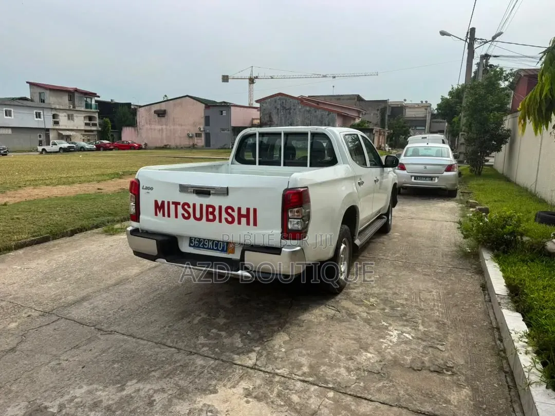 Mitsubishi L200 2021 Blanc