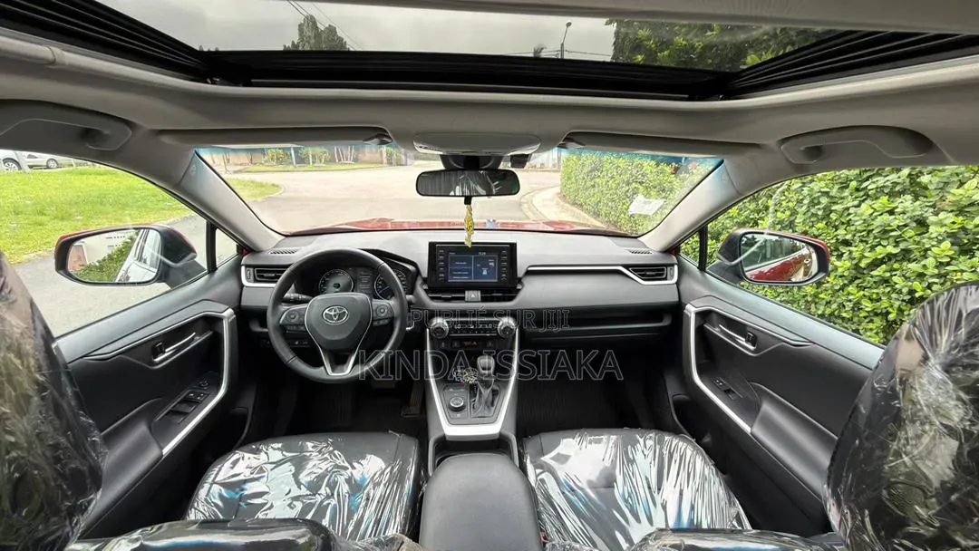 Toyota RAV4 2021 Rouge