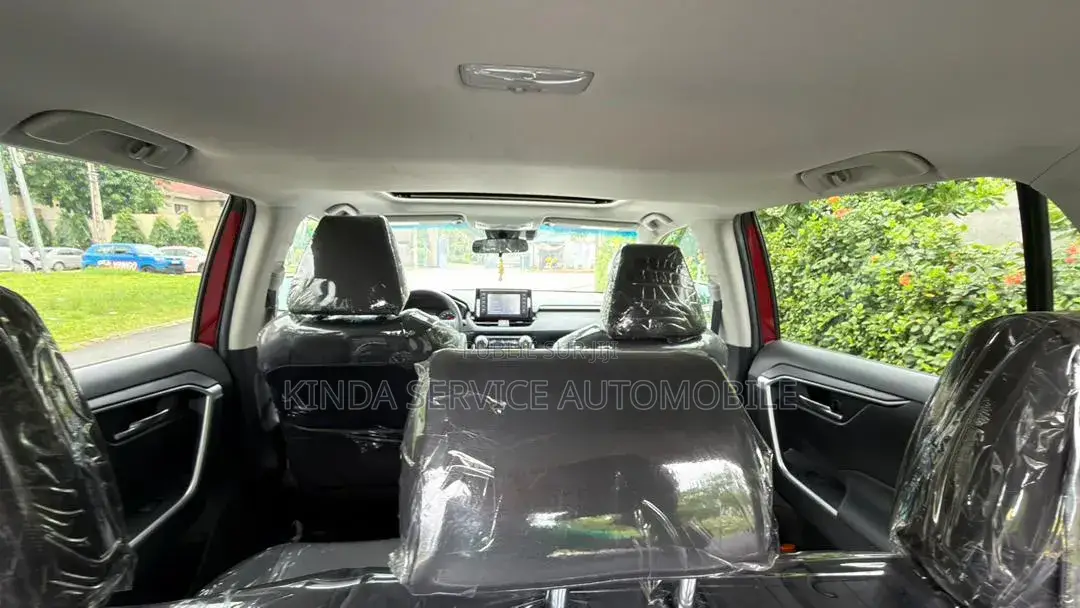 Toyota RAV4 2021 Rouge