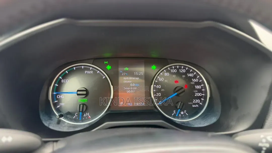 Toyota RAV4 2021 Rouge