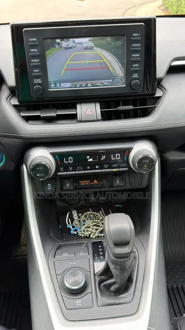 Toyota RAV4 2021 Rouge