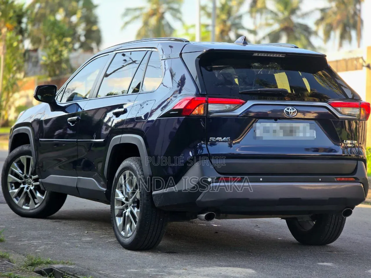 Toyota RAV4 2021 Bleu
