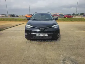 Toyota RAV4 2018 Noir