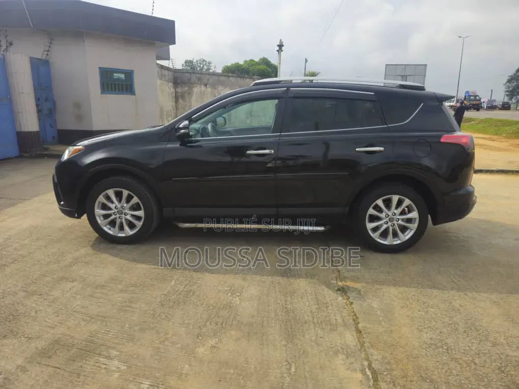 Toyota RAV4 2018 Noir