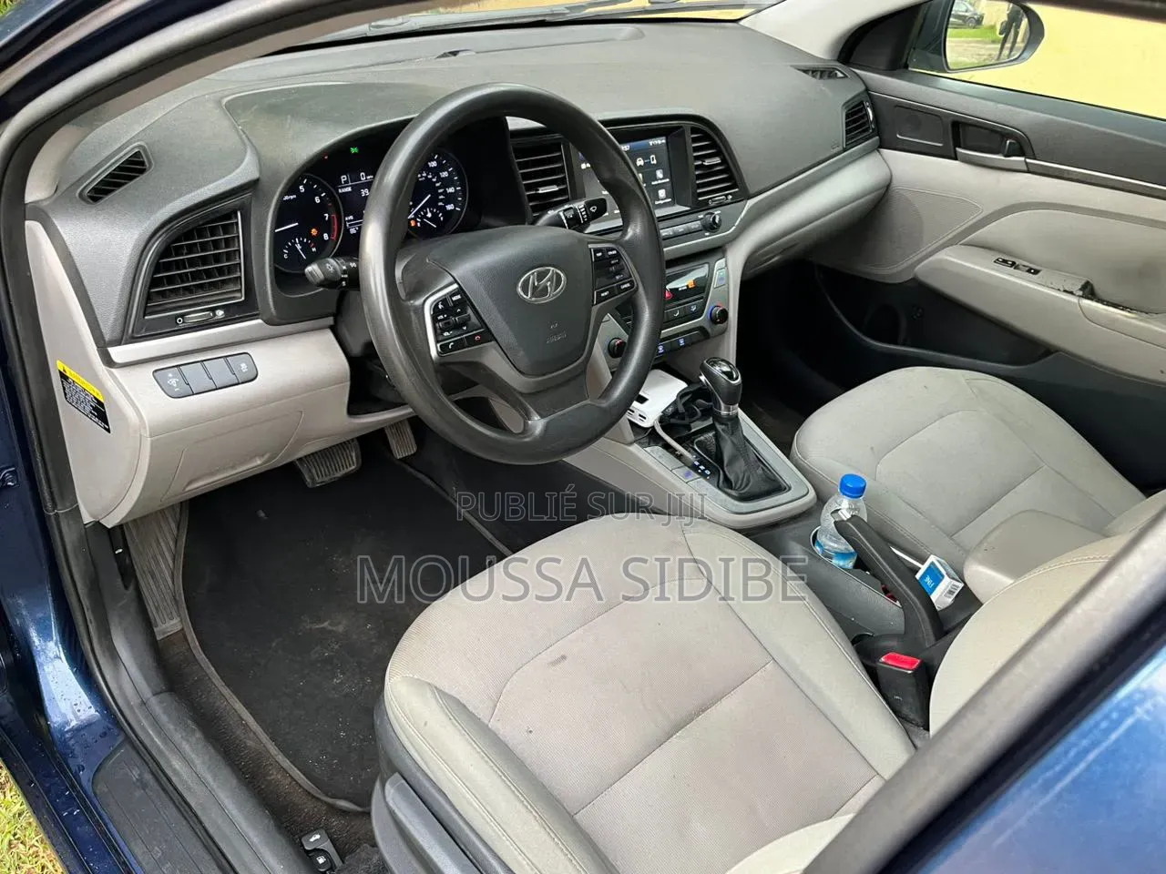 Hyundai Elantra 2018 Bleu