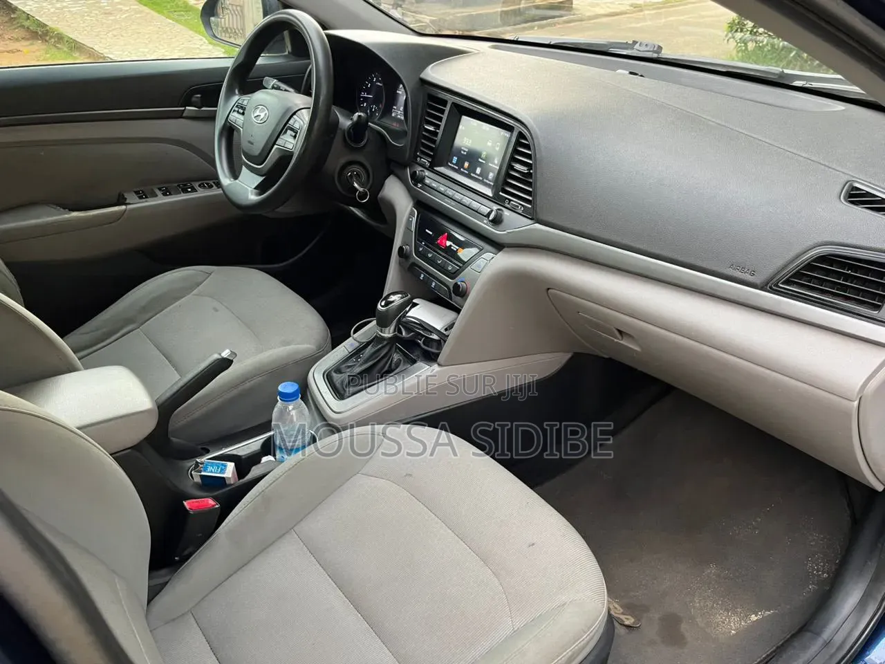 Hyundai Elantra 2018 Bleu