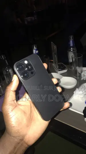 Apple iPhone 16 Pro 128 GB Noir
