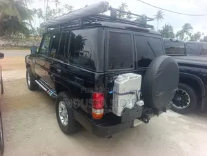 Toyota Land Cruiser 2020 Noir
