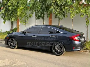 Honda Civic 2020 Bleu
