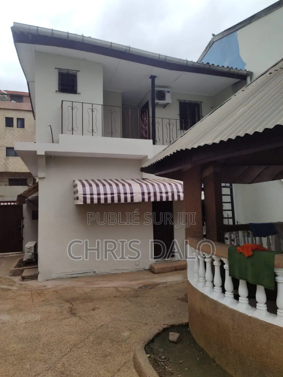 7chbre Duplex dans Roberson, Cocody à Louer