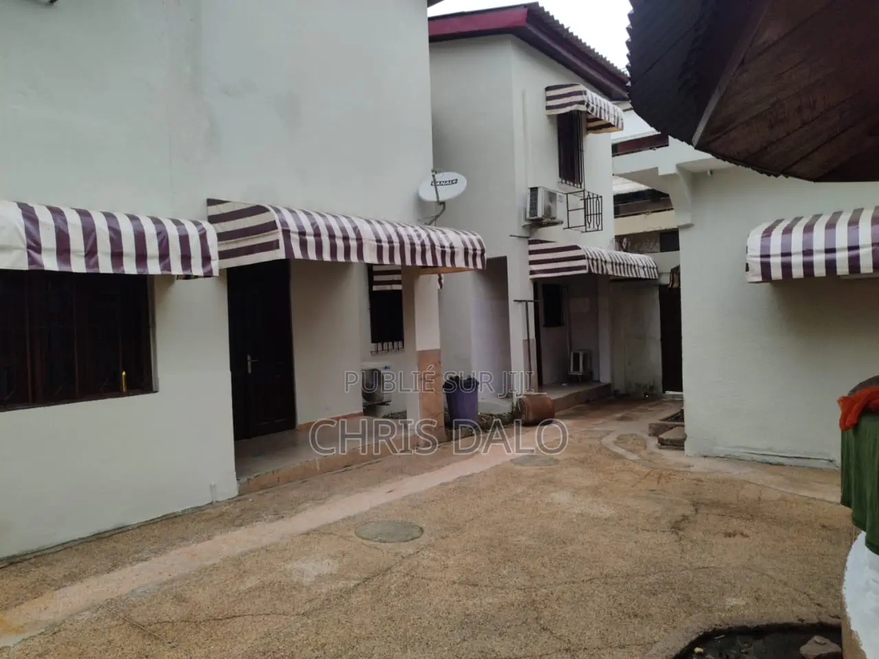 7chbre Duplex dans Roberson, Cocody à Louer