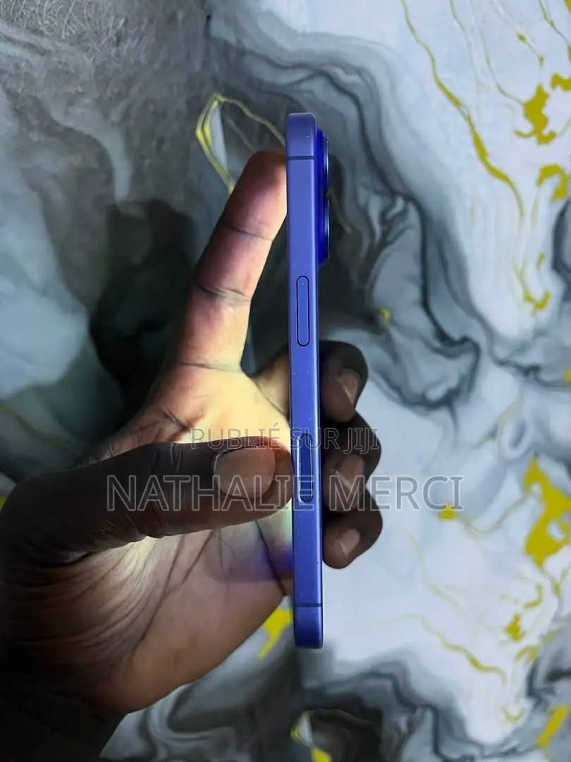 Nouveau Apple iPhone 16 256 GB Bleu