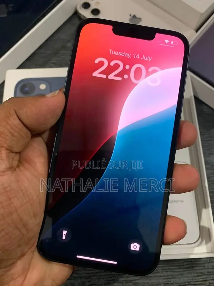Nouveau Apple iPhone 13 256 GB Noir