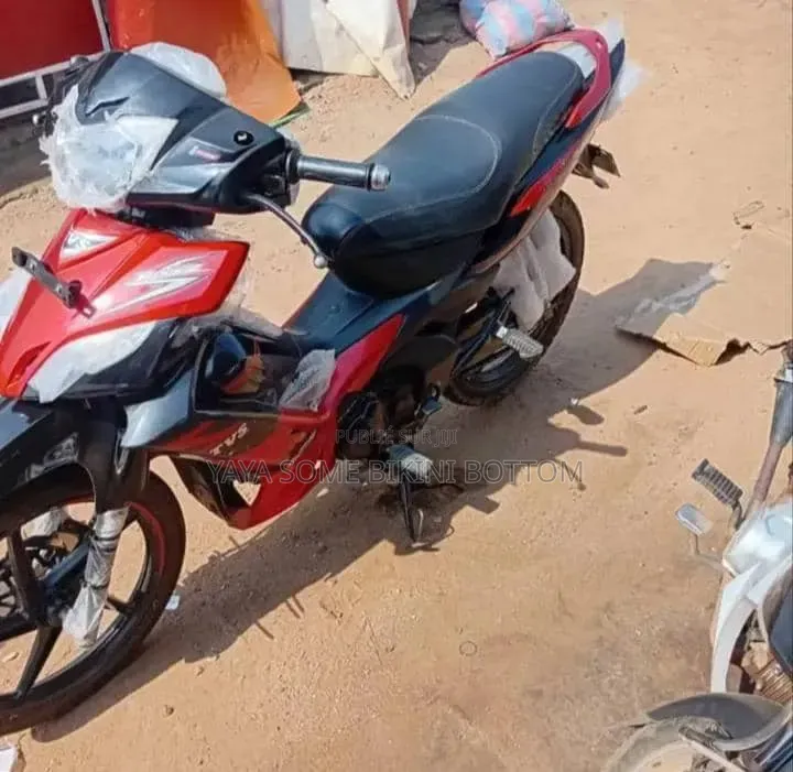 TVS Apache 180 RTR 2024 Autre