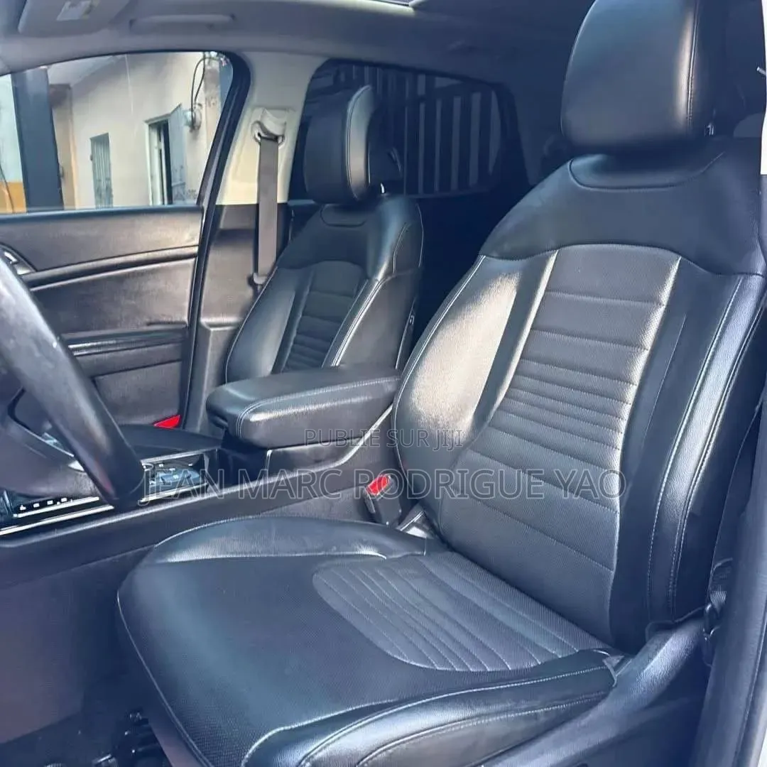 Nouveau Kia Sportage 2023 Beige