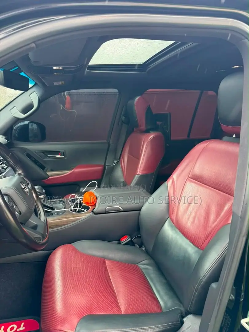 Toyota Land Cruiser Prado 2024 Noir