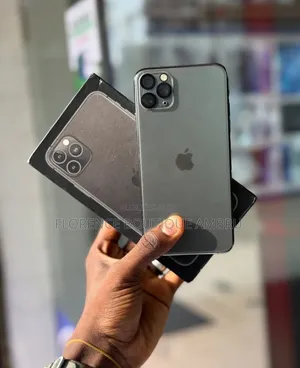 Nouveau Apple iPhone 17 Pro Max 256 GB Noir