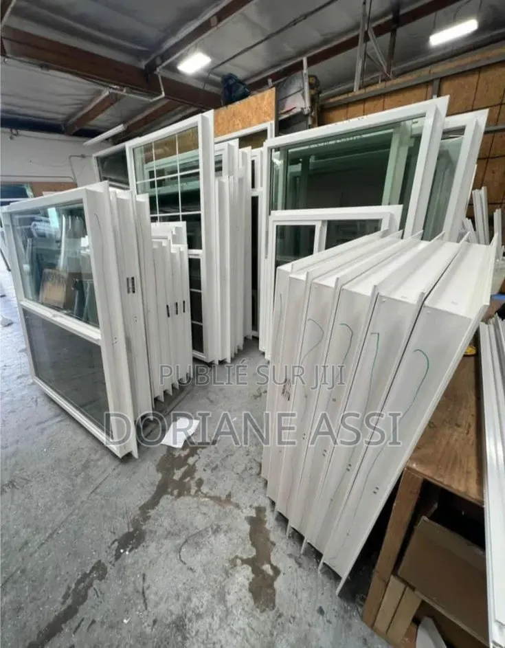 Un Lot De Fenêtre Neuves en PVC Blanc