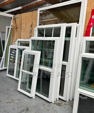 Un Lot De Fenêtre Neuves en PVC Blanc