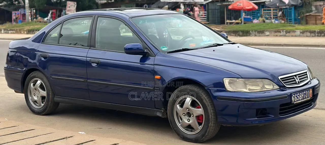 Honda Accord 2000 Bleu