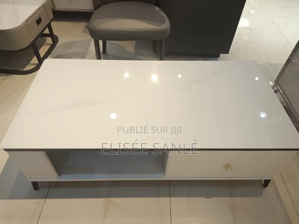 Table Basse Moderne – Design Élégant Fonctionnel