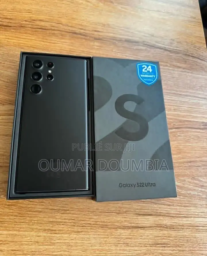 Nouveau Samsung Galaxy S22 Ultra 256 GB Noir