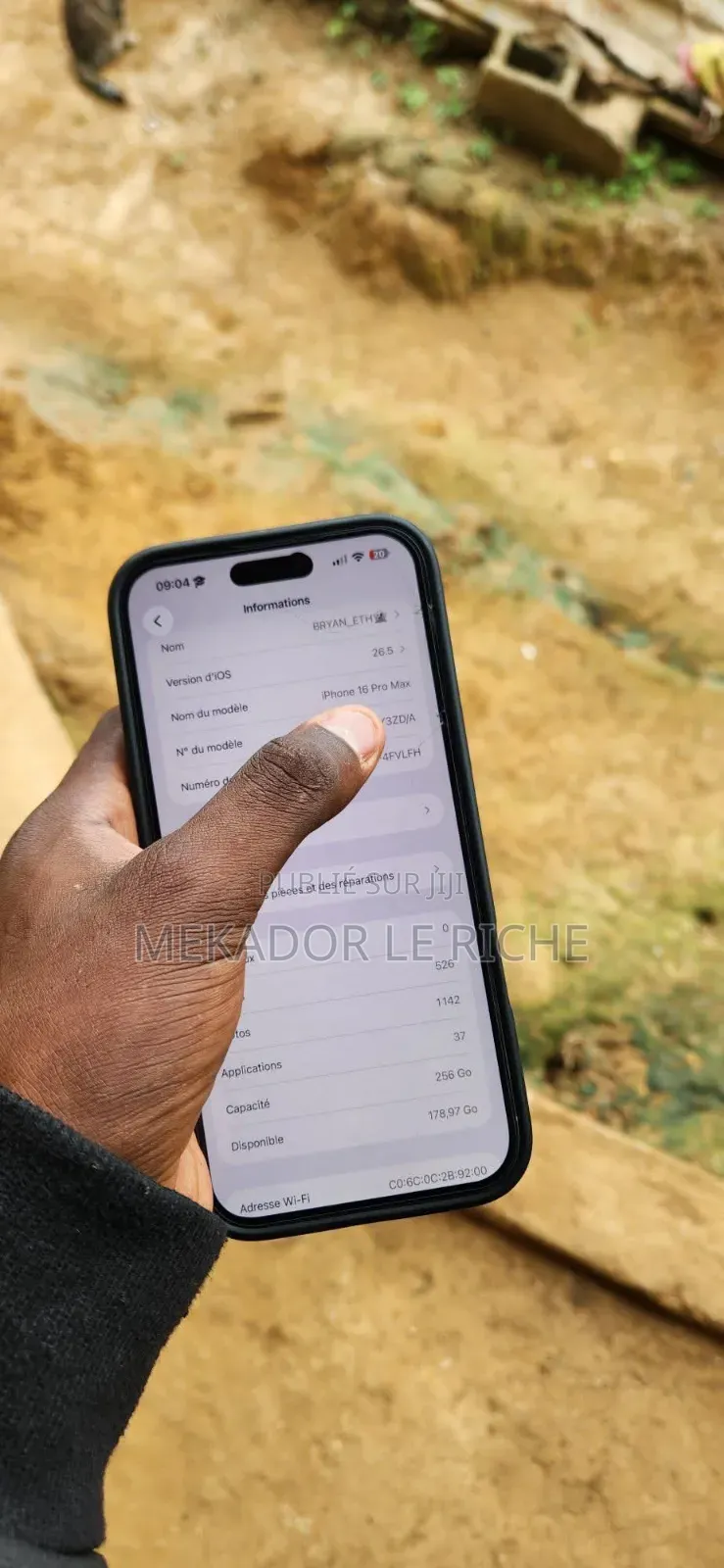 Nouveau Apple iPhone 16 Pro Max 256 GB Bronze