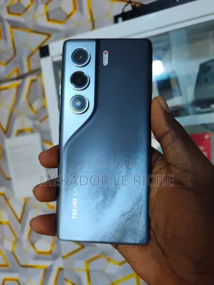 Nouveau Tecno Camon 40 Pro 5G 256 GB Gris
