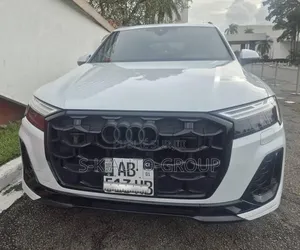 Audi Q7 2025 Blanc