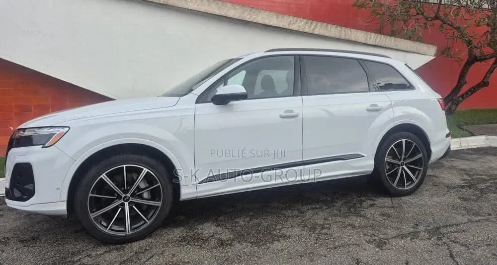 Audi Q7 2025 Blanc