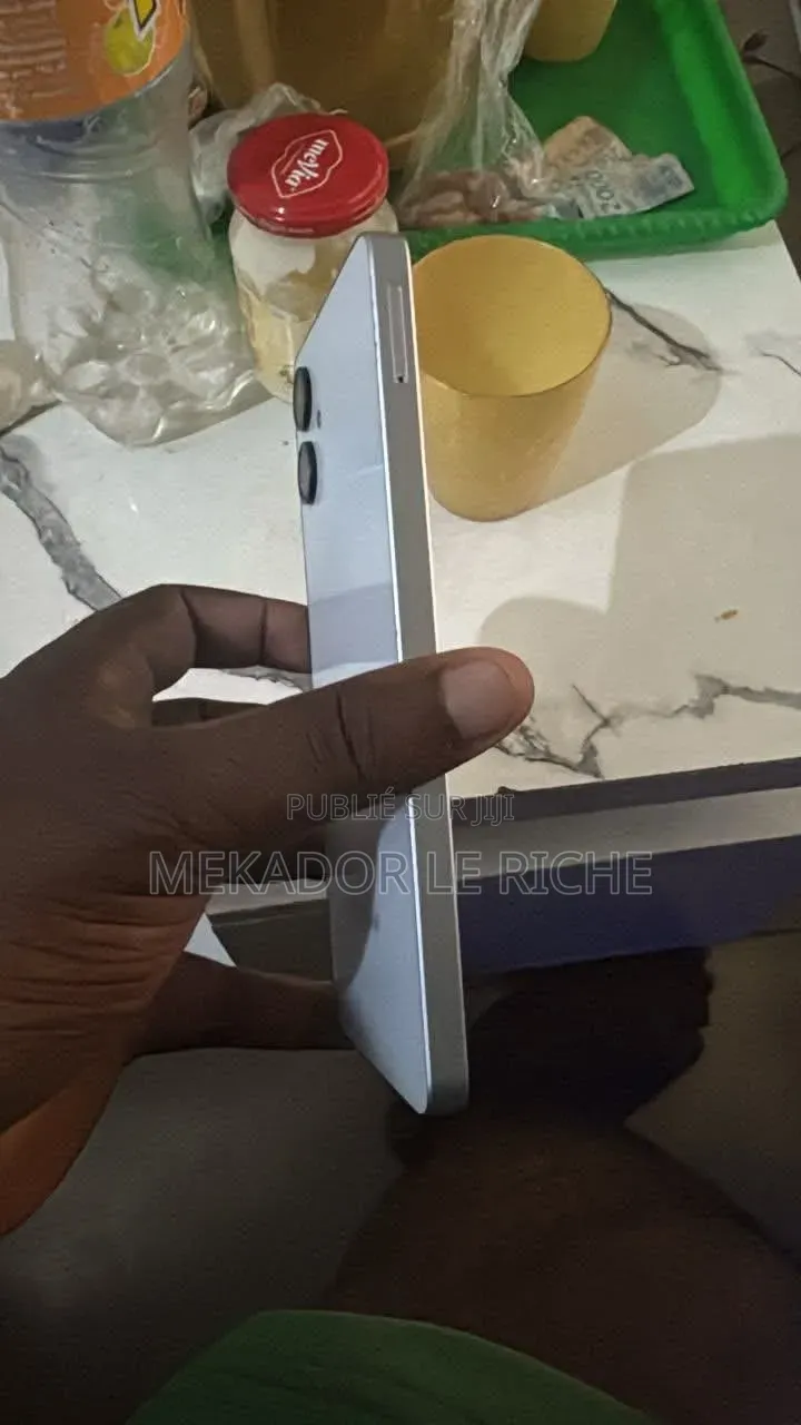 Nouveau Samsung Galaxy A06 128 GB Blanc