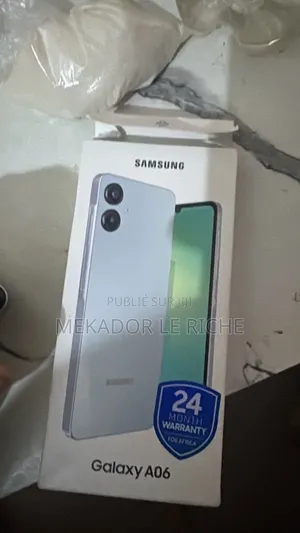 Nouveau Samsung Galaxy A06 128 GB Blanc