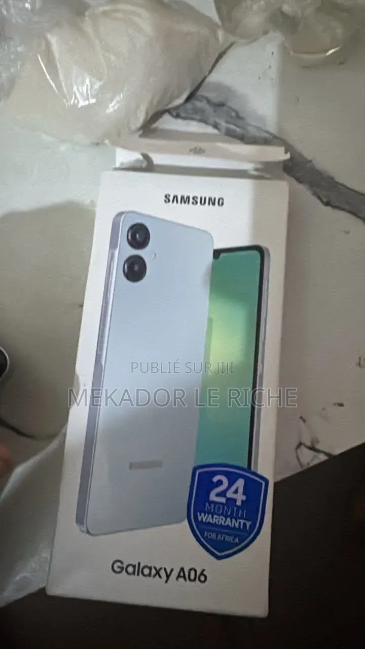 Nouveau Samsung Galaxy A06 128 GB Blanc