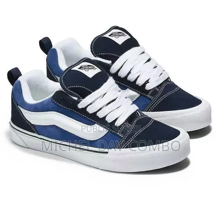 Chaussures Homme Et Femme Élégant